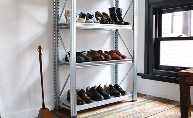 玄関に置くメタルシステムの画像