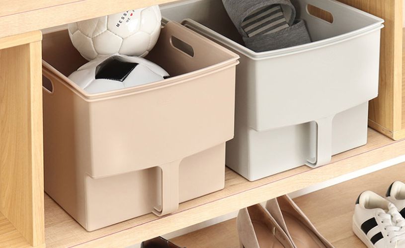 玄関に置く収納ボックスの画像