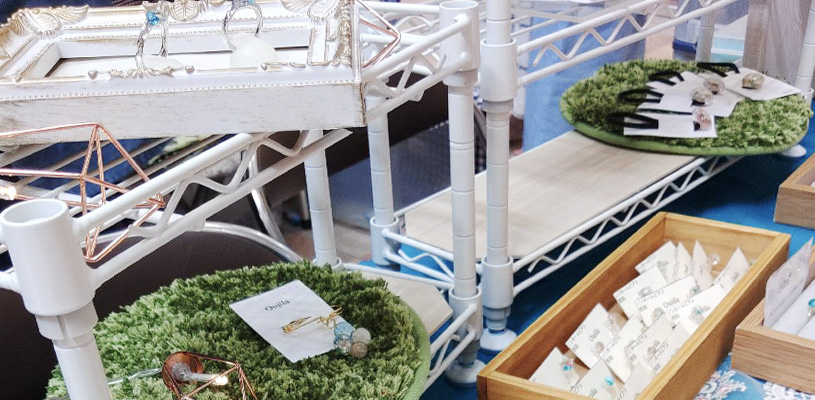 Qujila（クジラ）さんの出展ブースと什器