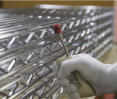 ワイヤー先端のバリ（引っ掛かり）をチェック